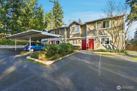 Photo of 7031 210th Street SW #B, Lynnwood, WA 98036 (MLS # 2594087)