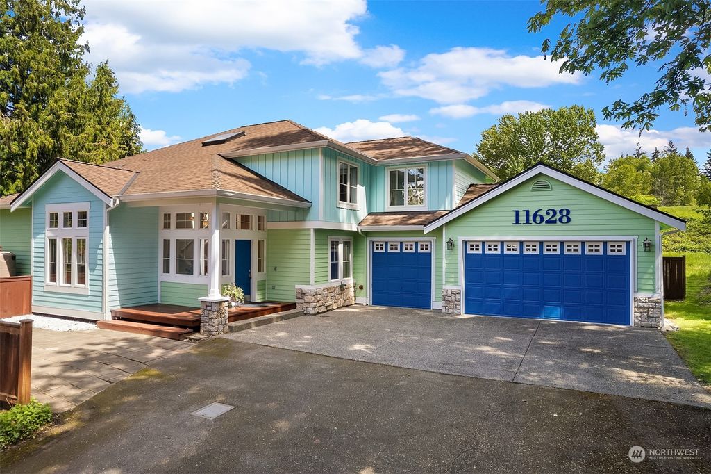 Photo of 11628 NE 65th Street, Kirkland, WA 98033 (MLS # 2228530)