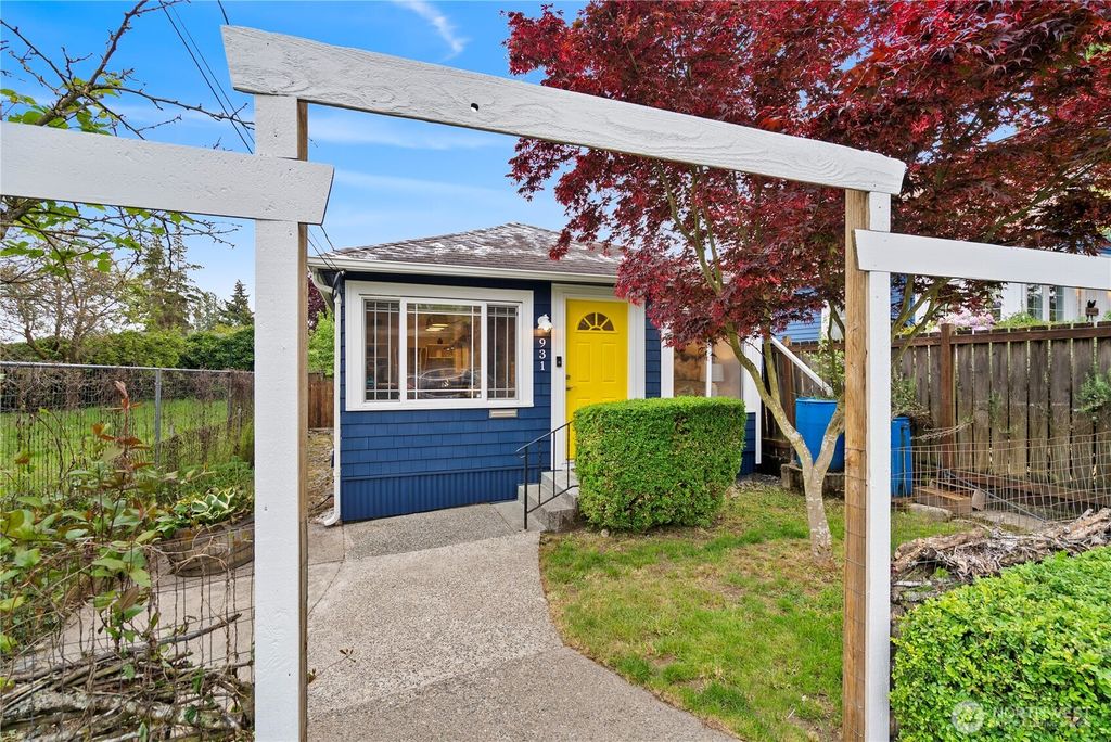 Photo of 931 N 93rd Street, Seattle, WA 98103 (MLS # 2375605)