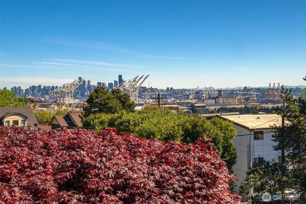 Photo of 4014 32nd Avenue SW, Seattle, WA 98126 (MLS # 2504137)