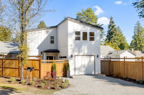 Photo of 11020 17th Avenue NE, Seattle, WA 98125 (MLS # 2598216)