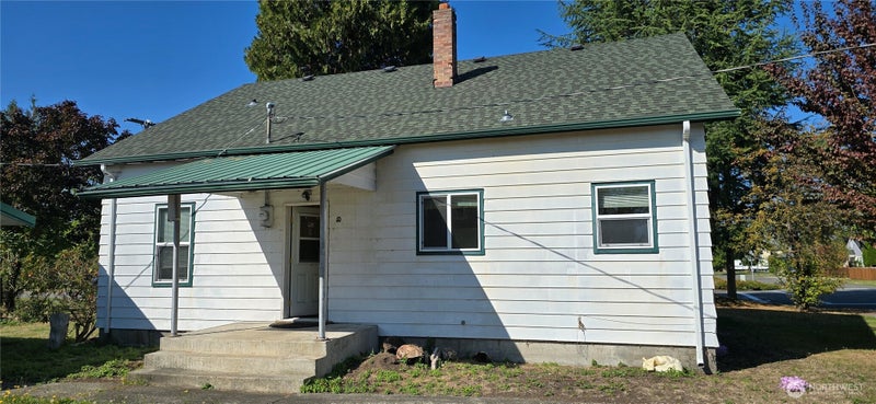 371 Main Street
