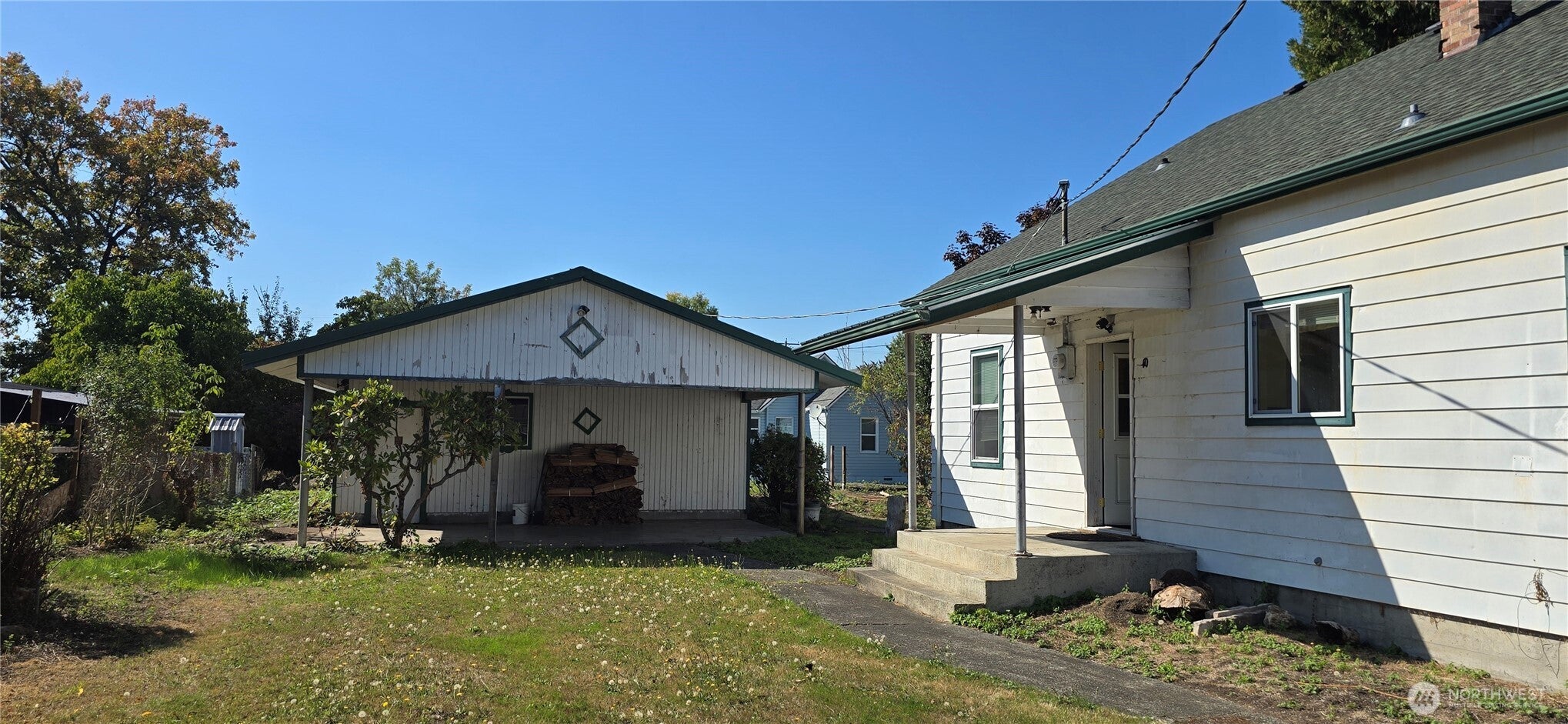371 Main Street