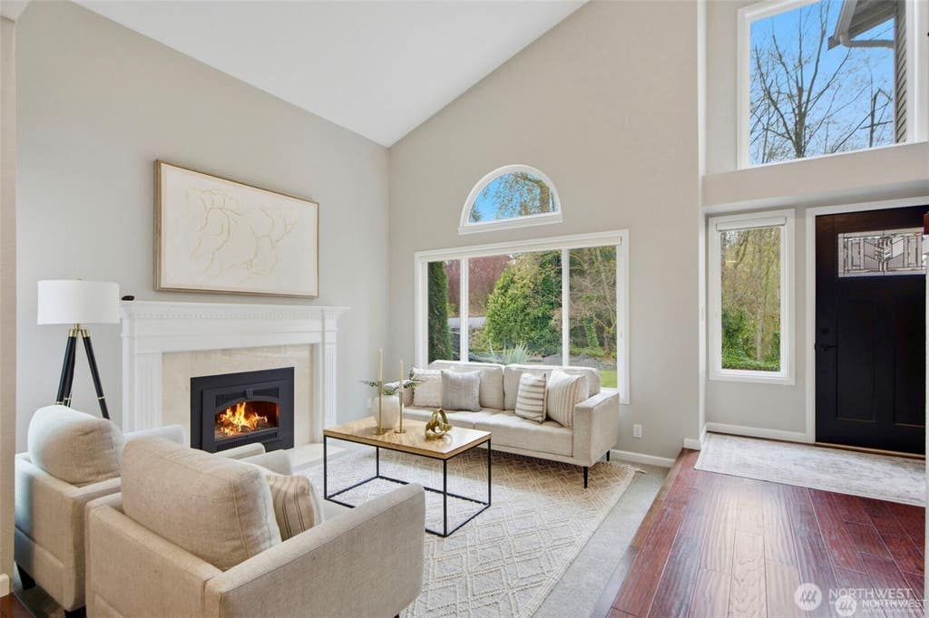 Photo of 12708 NE 97th Place, Kirkland, WA 98033 (MLS # 2550771)