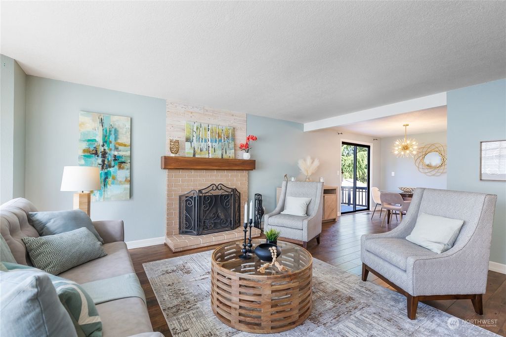 Photo of 23809 44th Avenue W, Mountlake Terrace, WA 98043 (MLS # 2221641)