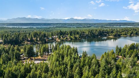 Photo of 2181 E Trails End Drive, Belfair, WA 98528 (MLS # 2432916)