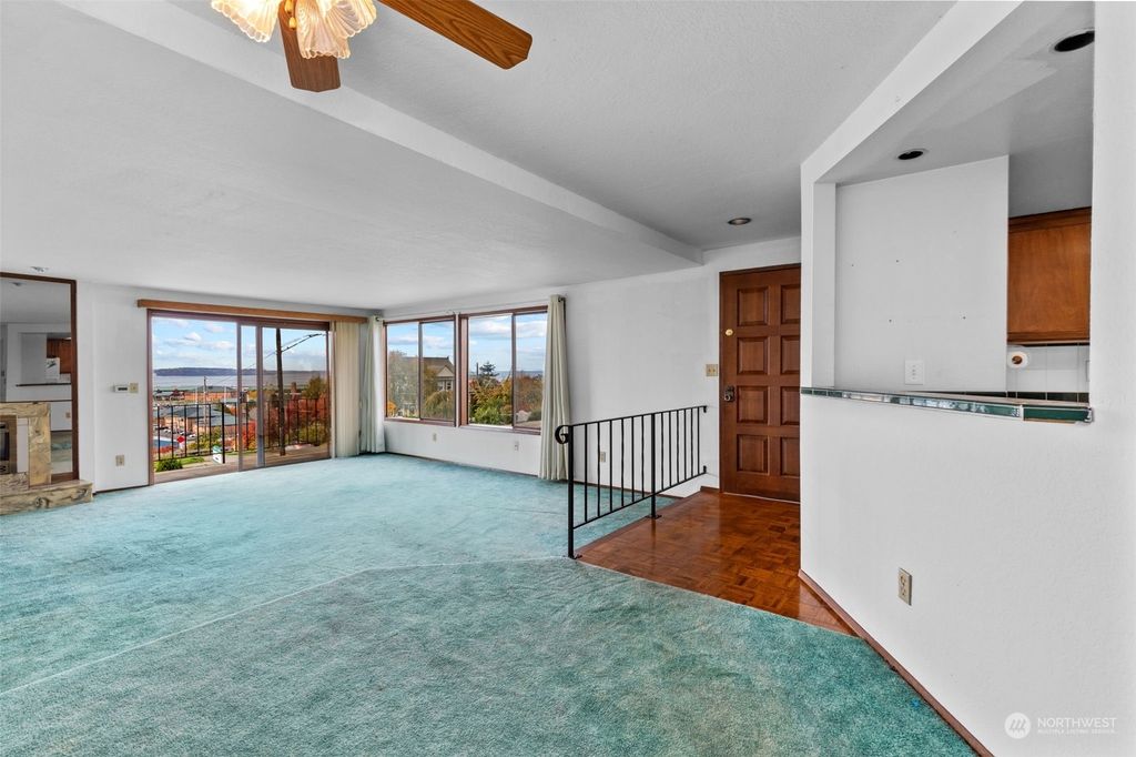 Photo of 2201 Grand Avenue #1, Everett, WA 98201 (MLS # 2175898)