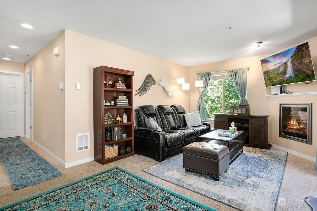 Photo of 1900 Weaver Road #R-205, Snohomish, WA 98290 (MLS # 2130080)