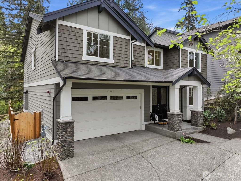 Photo of 17345 NE 36th Street, Redmond, WA 98052 (MLS # 2511072)