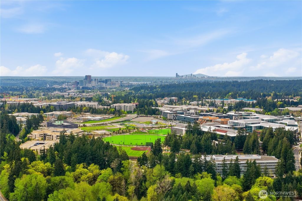 Photo of 17345 NE 36th Street, Redmond, WA 98052 (MLS # 2511072)