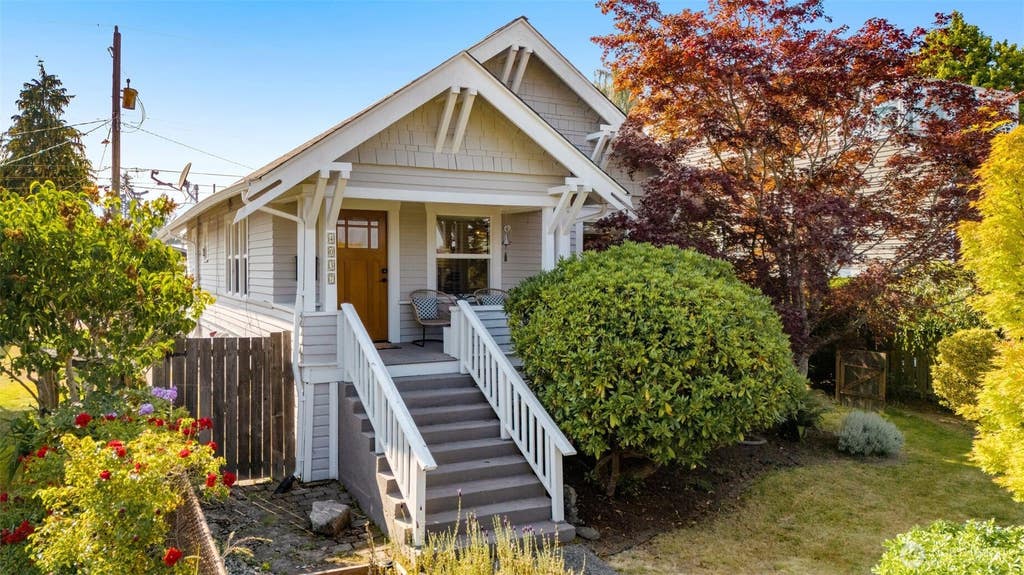 Photo of 4037 52nd Avenue SW, Seattle, WA 98116 (MLS # 2565326)