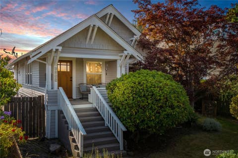 Photo of 4037 52nd Avenue SW, Seattle, WA 98116 (MLS # 2565326)