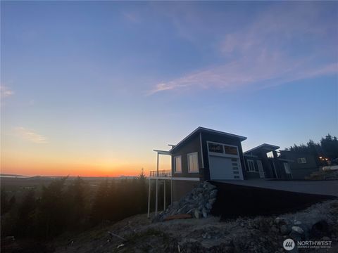 Photo of 20555 Benson Ridge Lane, Mount Vernon, WA 98274 (MLS # 2361301)