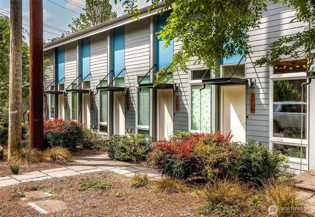 Photo of 3855 21st Avenue SW, Seattle, WA 98106 (MLS # 2517411)