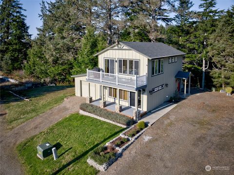 Photo of 1142 Hemlock Street NE, Ilwaco, WA 98624 (MLS # 2313089) Photo of 1142 Hemlock Street NE, Ilwaco, WA 98624 (MLS # 2313089)