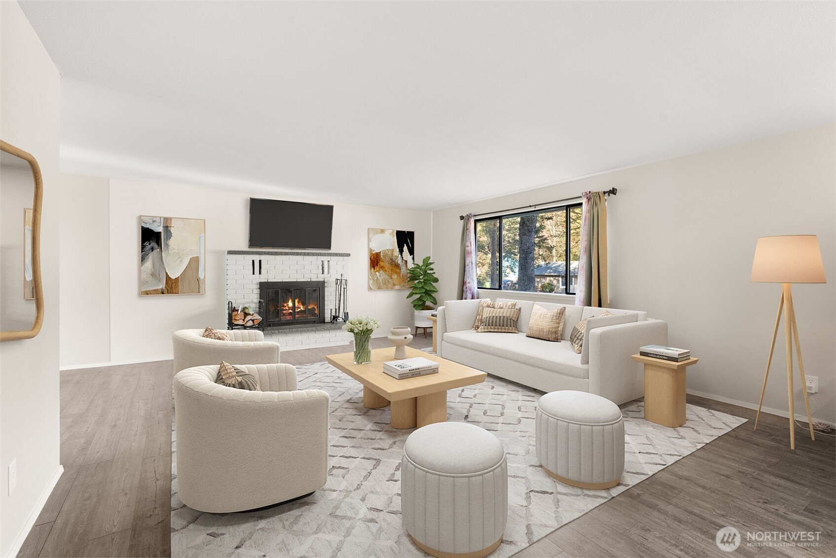 725 W Wyandotte Avenue