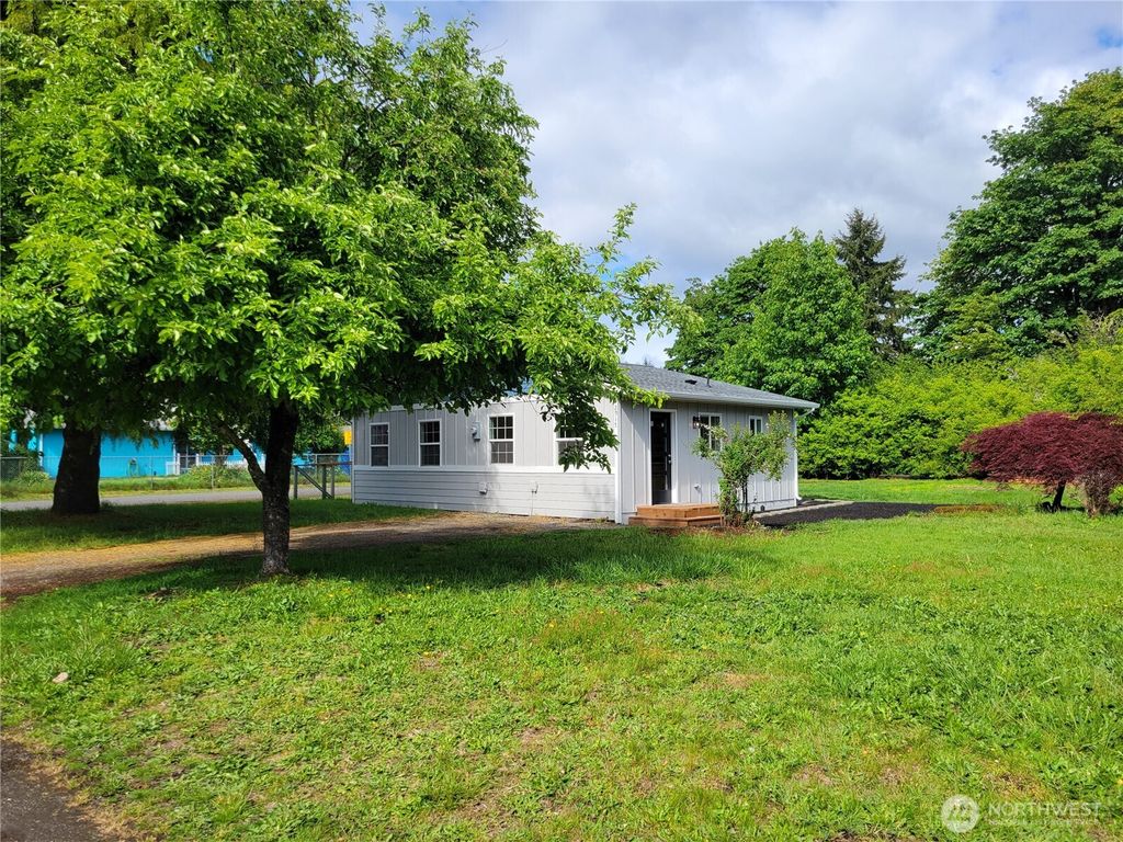 listing image 9369184874692664758