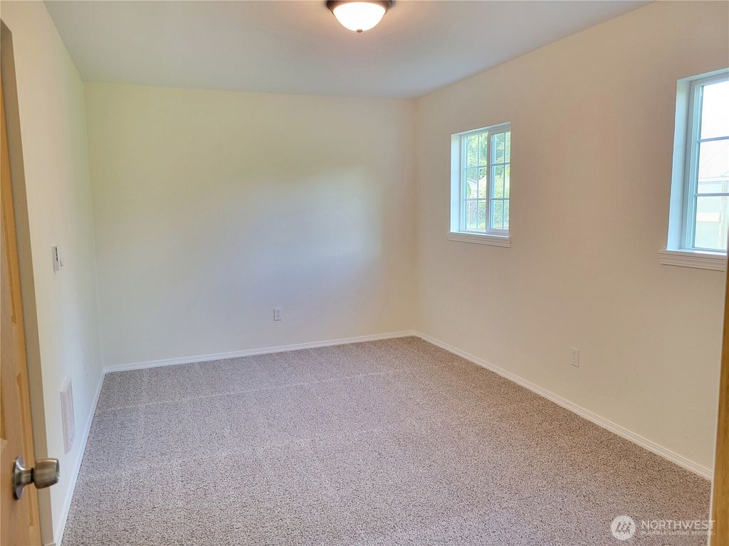 listing image 9364415498804307599