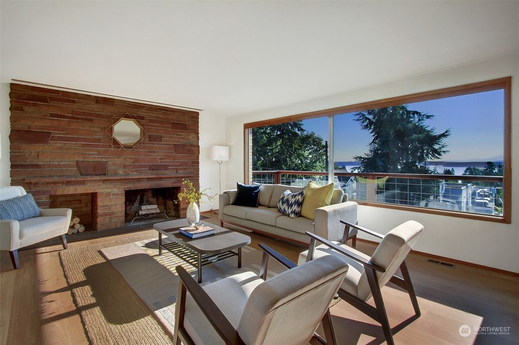 Photo of 4134 SW Frontenac Street, Seattle, WA 98136 (MLS # 2266233)