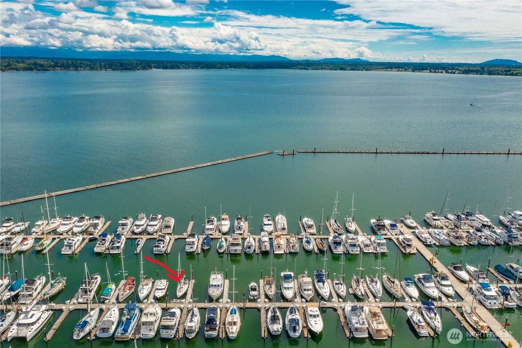 Photo of 9540 Semiahmoo Pkwy PKWY #D32, Blaine, WA 98230 (MLS # 2528243)