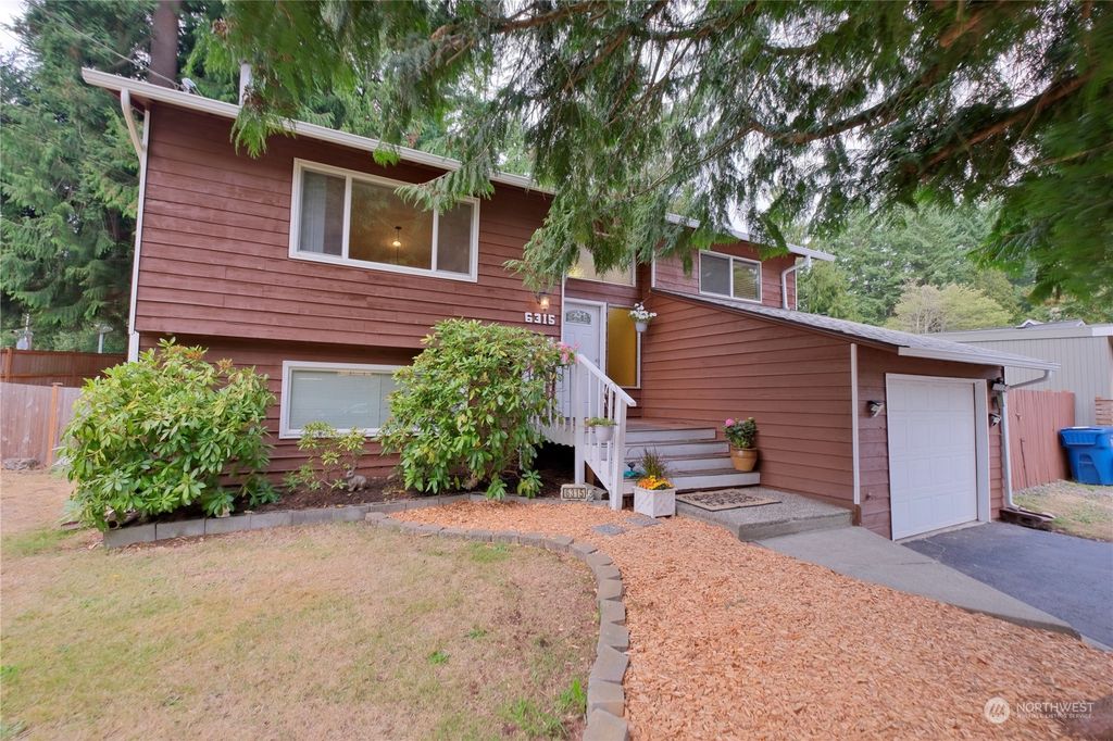Photo of 6315 170th Place SW, Lynnwood, WA 98037 (MLS # 2154708)