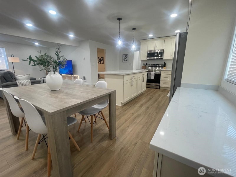 3730 SW 99th Street
