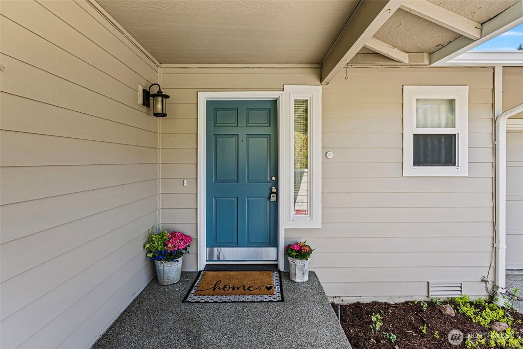 Photo of 902 NW Leisure Lane, Bremerton, WA 98311 (MLS # 2514390)