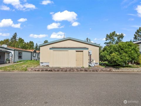 A home in Puyallup