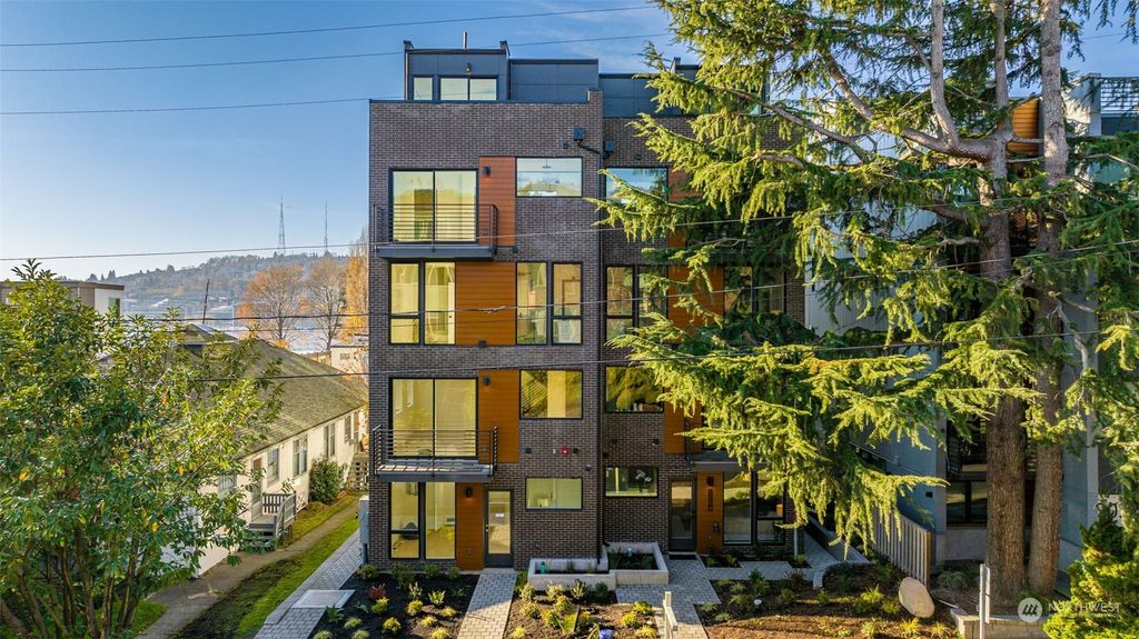 Photo of 2031 Yale Avenue E #C, Seattle, WA 98102 (MLS # 2193252)