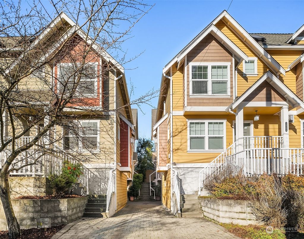 Photo of 1618 N 46th Street #A, Seattle, WA 98103 (MLS # 2327943)