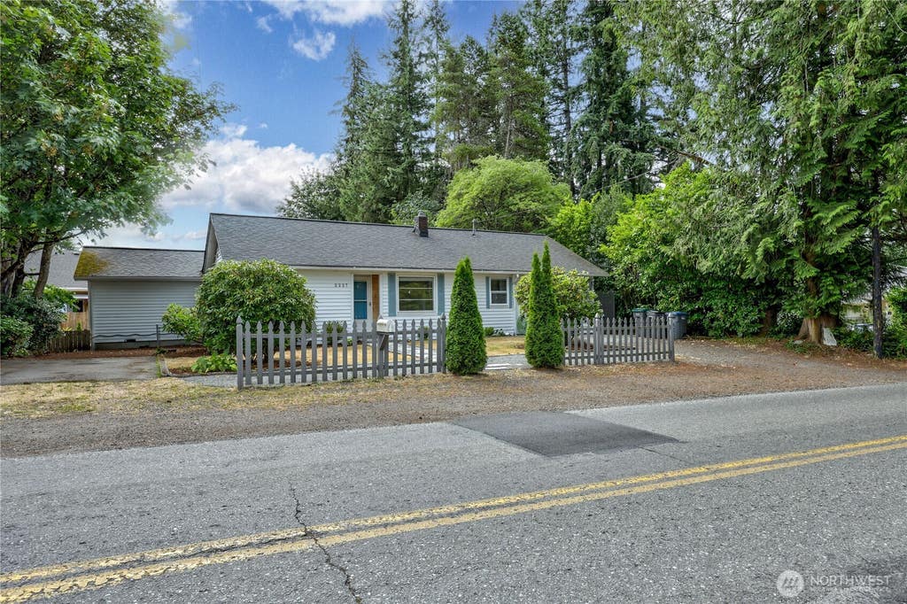 Photo of 2227 Sidney Avenue, Port Orchard, WA 98366 (MLS # 2560294)