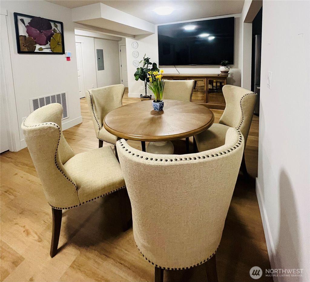 Photo of 20916 3rd Avenue S, Des Moines, WA 98198 (MLS # 2510758)