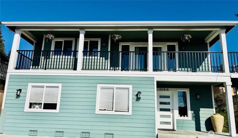 Photo of 20916 3rd Avenue S, Des Moines, WA 98198 (MLS # 2510758)