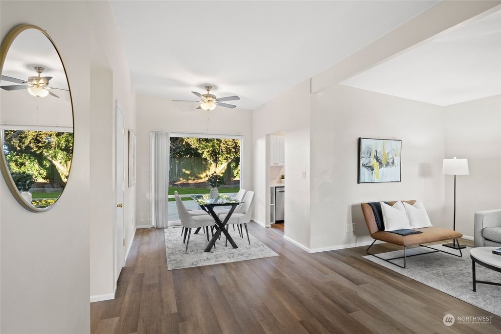 Photo of 912 164th Avenue SE, Bellevue, WA 98008 (MLS # 2263026)