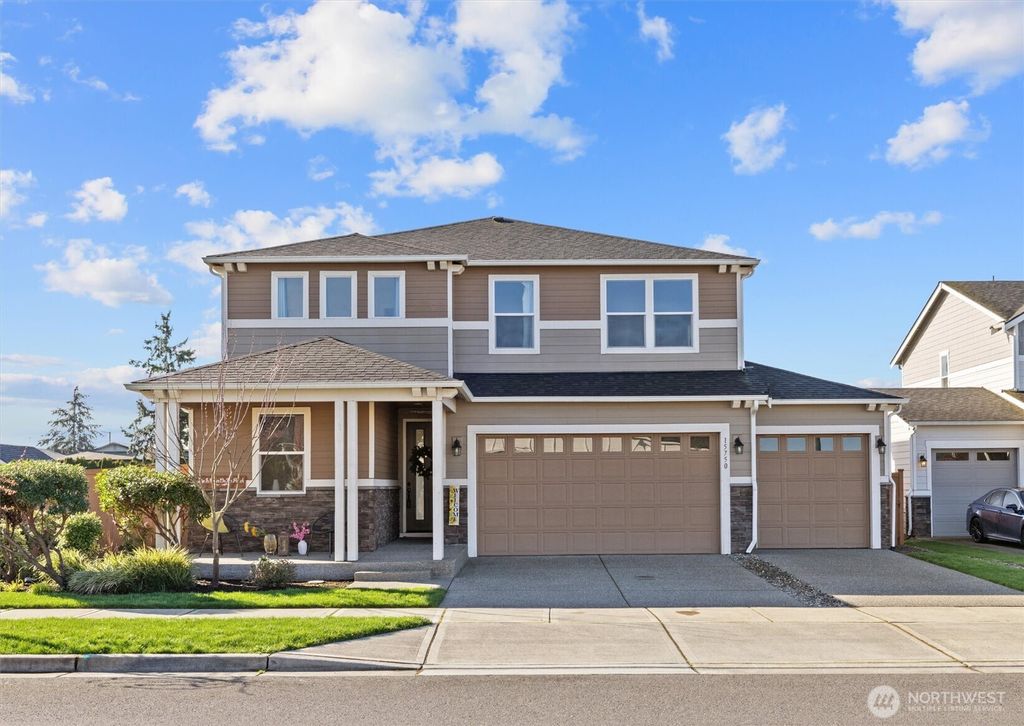Photo of 15750 58th Street Court E, Sumner, WA 98390 (MLS # 2499191)