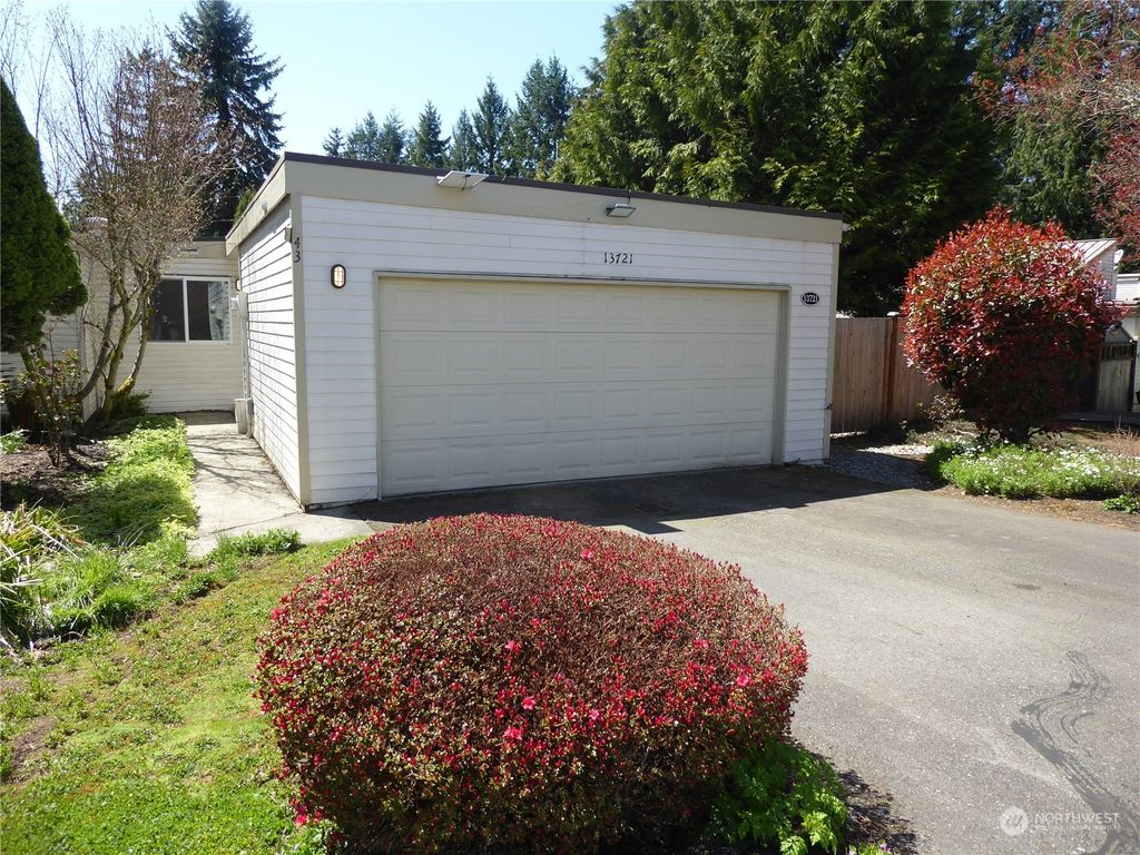 Photo of 13721 SE 258th Place #43, Kent, WA 98042 (MLS # 2061867)