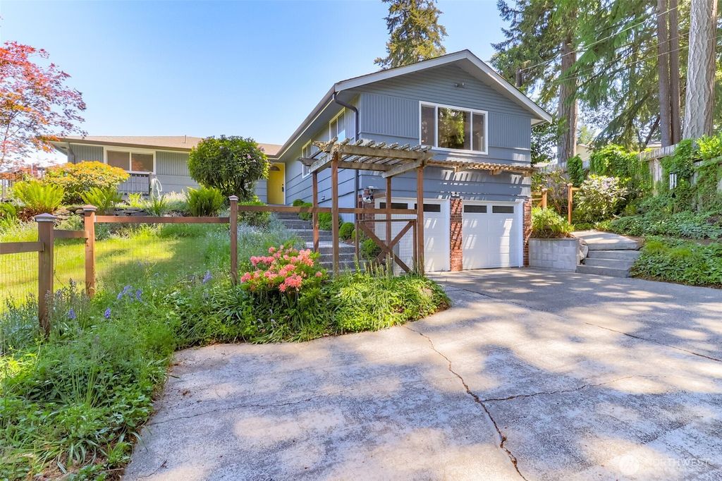 Photo of 4430 John Luhr Road NE, Olympia, WA 98516 (MLS # 2526431)