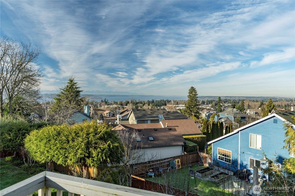 Photo of 2326 S 280th Place, Federal Way, WA 98003 (MLS # 2470469)