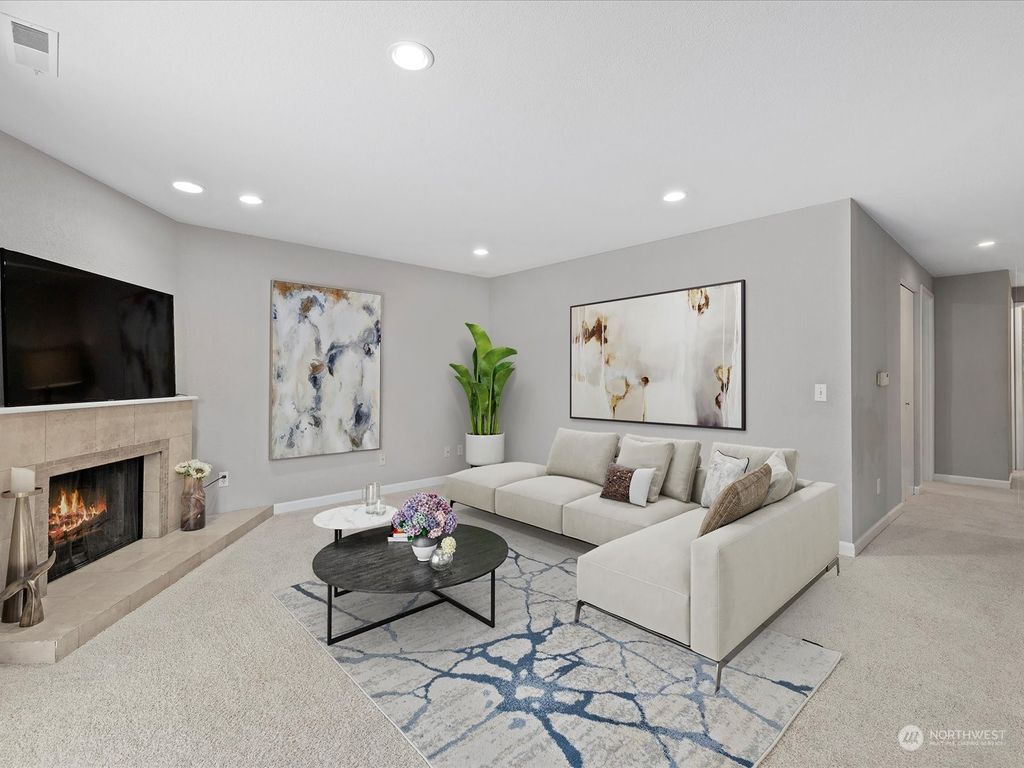 Photo of 12532 SE 32nd St St #40, Bellevue, WA 98005 (MLS # 2212284)