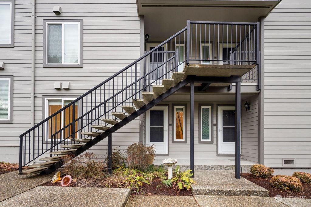 Photo of 4100 Lake Washington Boulevard N #D103, Renton, WA 98056 (MLS # 2033759)