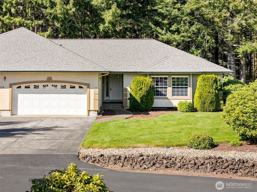 Photo of 170 E Beaumont Drive #B, Shelton, WA 98584 (MLS # 2514069)