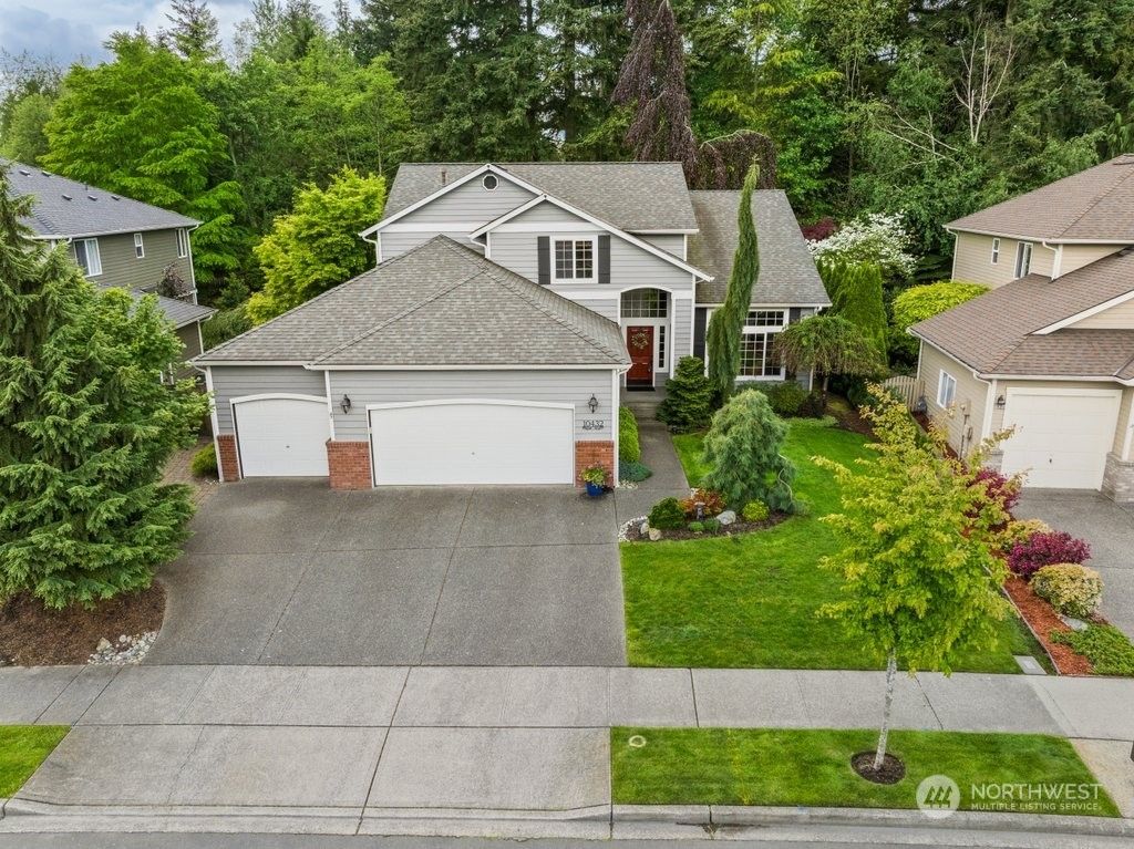 Photo of 10432 27th Drive SE, Everett, WA 98208 (MLS # 2237858)