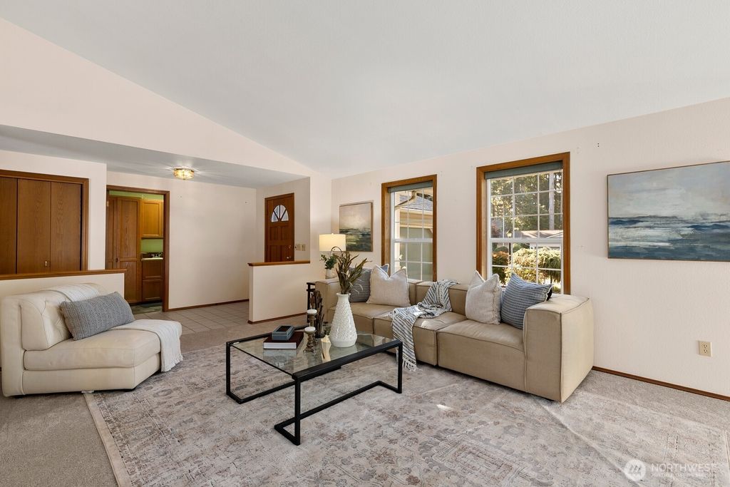 Photo of 3908 NE 10th Street, Renton, WA 98056 (MLS # 2442356)