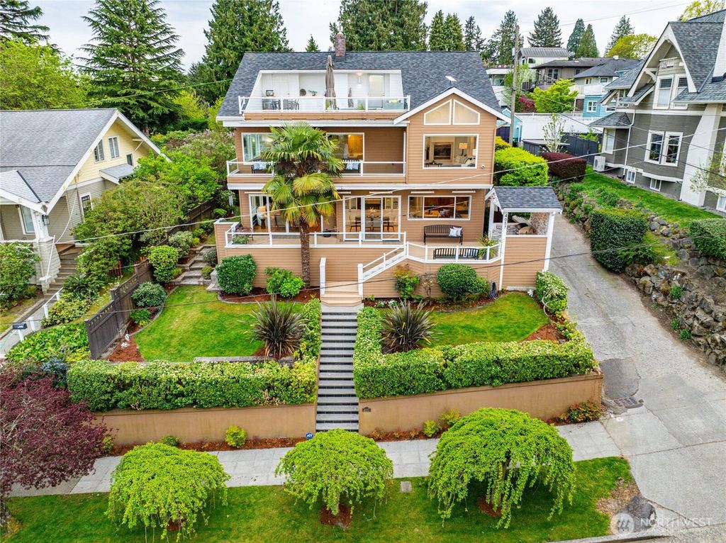 Photo of 4057 SW Holgate Street, Seattle, WA 98116 (MLS # 2511592)