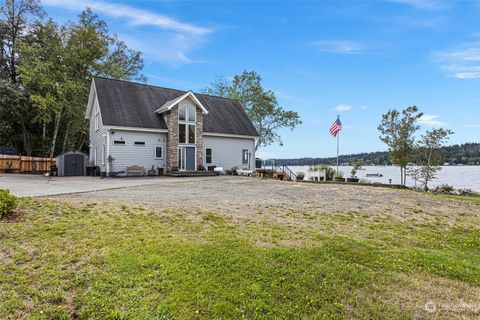 A home in Belfair