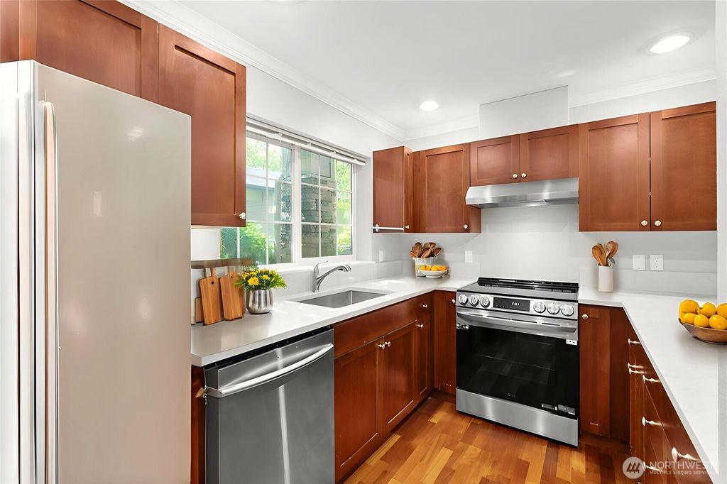 Photo of 25025 SE Klahanie Boulevard #K102, Issaquah, WA 98029 (MLS # 2423206)