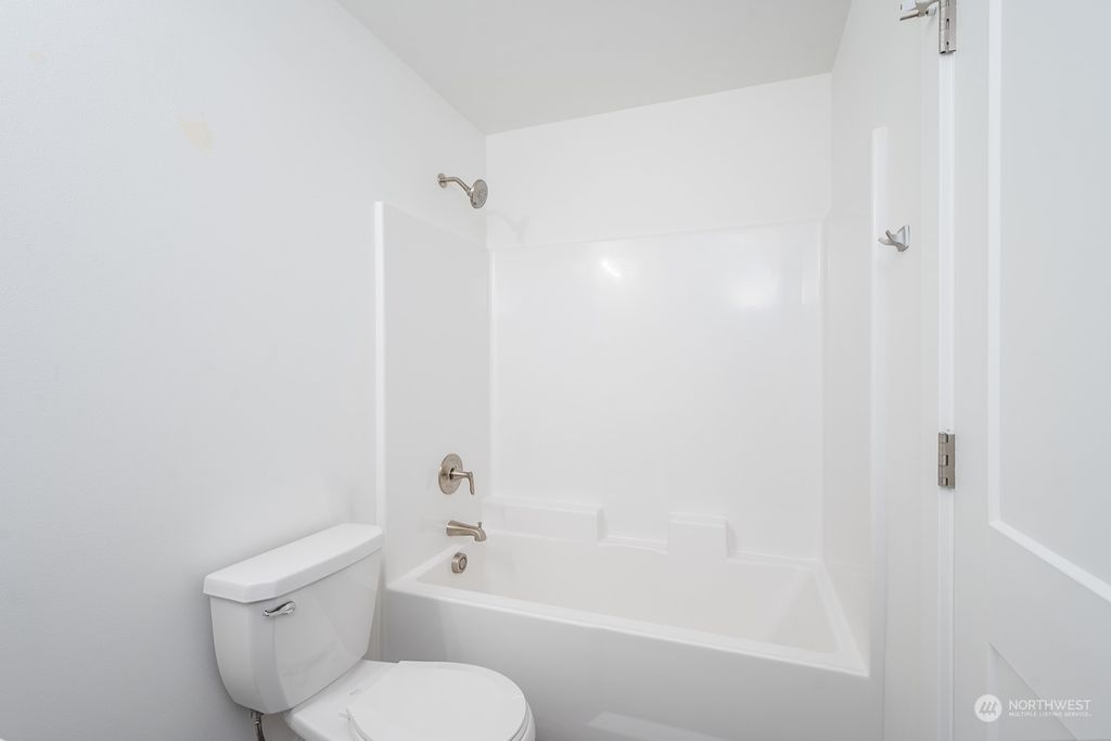 listing image 9363325517062344951