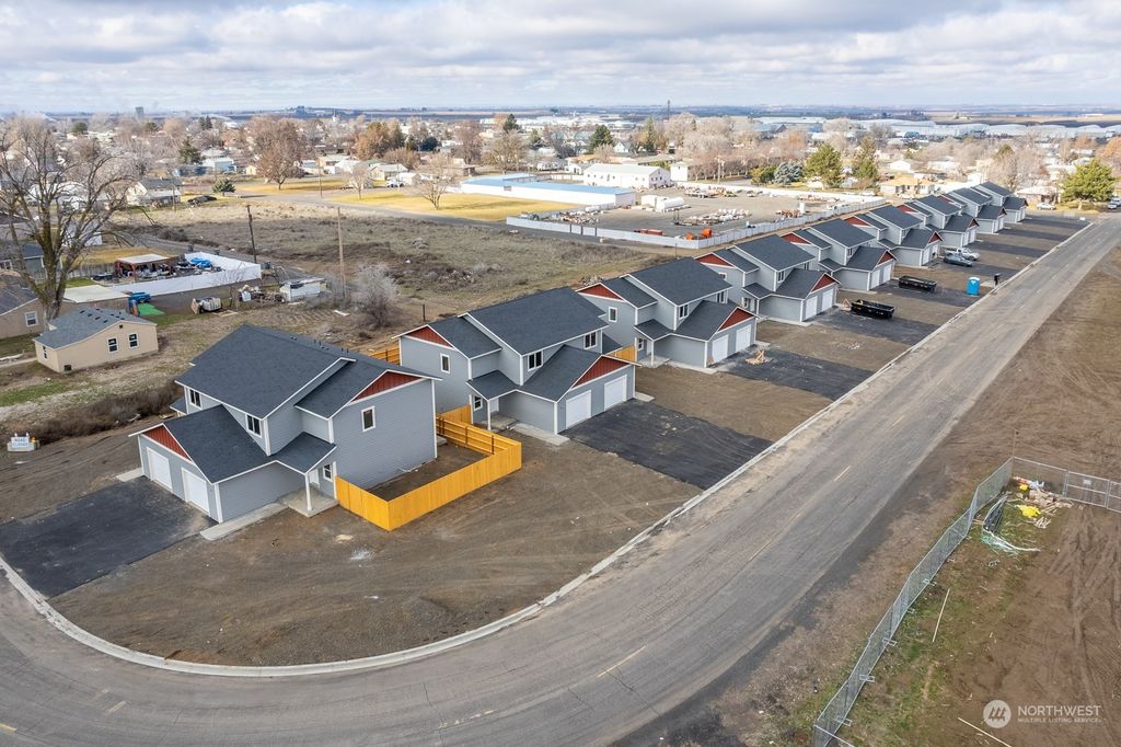 listing image 9361614904619988612
