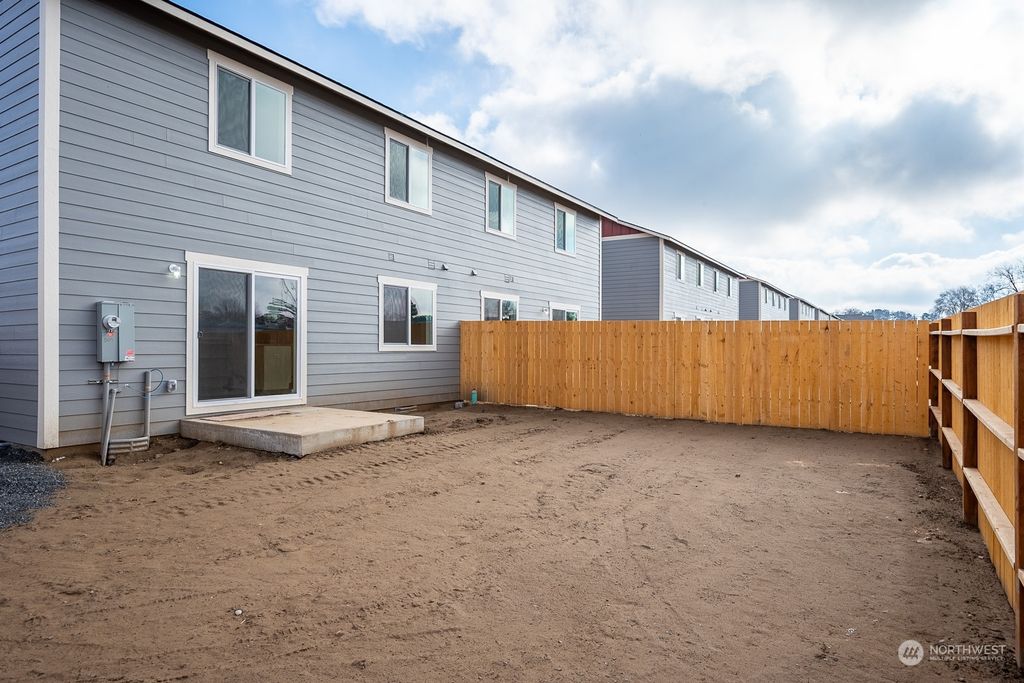 listing image 9366868687723000481