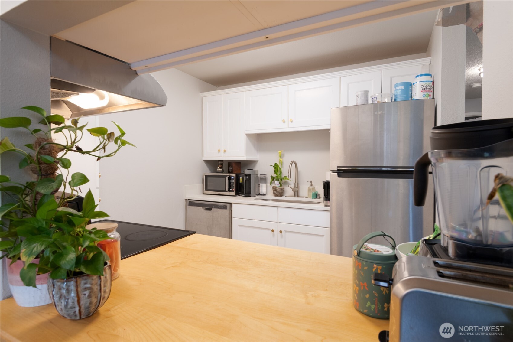 3430 I Street NE J101